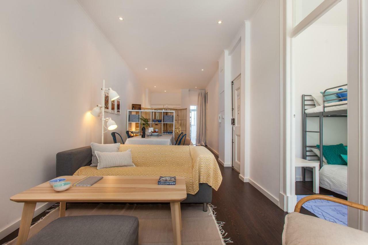 Typical Light Filled Graca Apt W Ac, By Timecooler Lisboa Εξωτερικό φωτογραφία