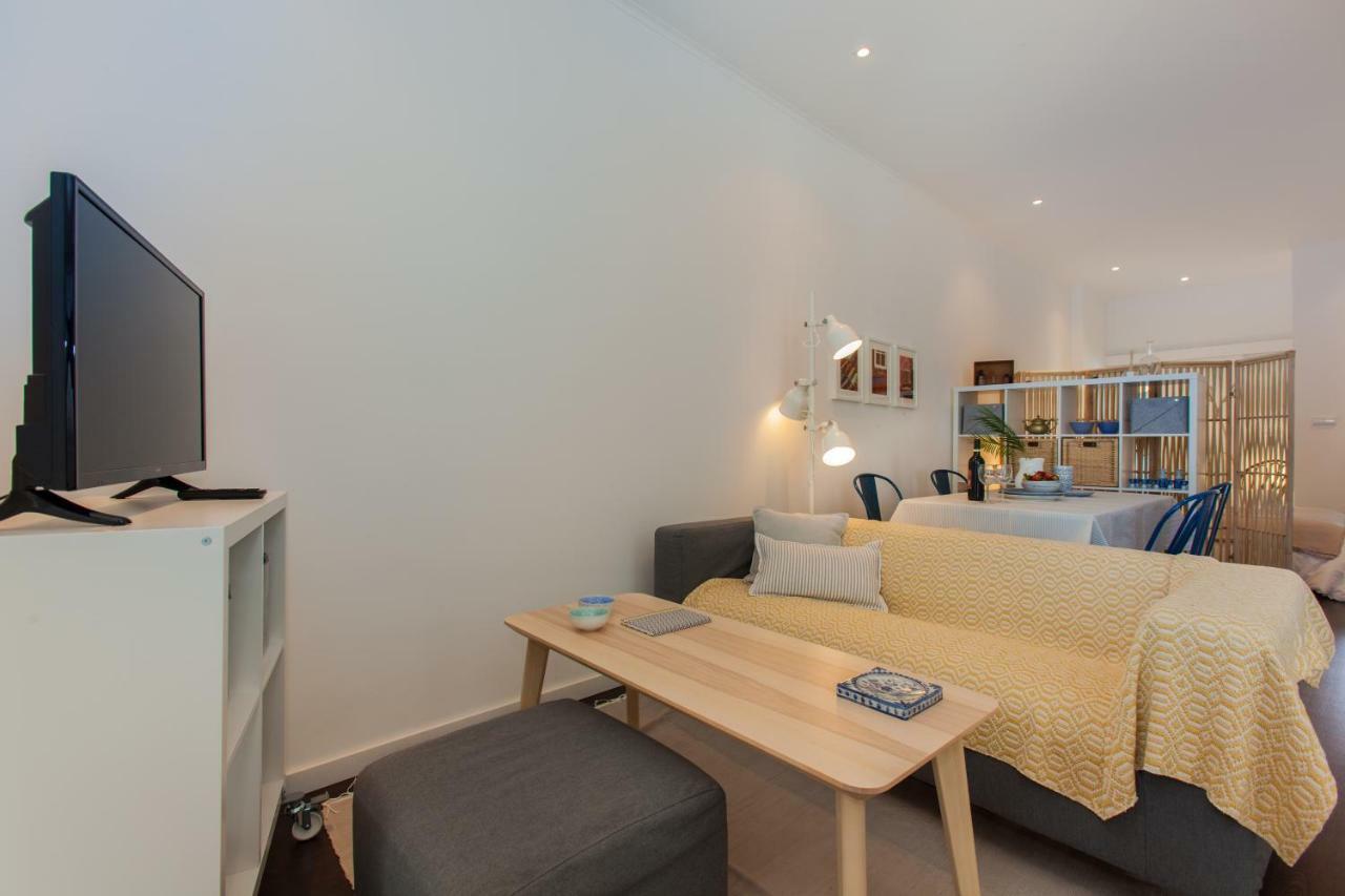 Typical Light Filled Graca Apt W Ac, By Timecooler Lisboa Εξωτερικό φωτογραφία
