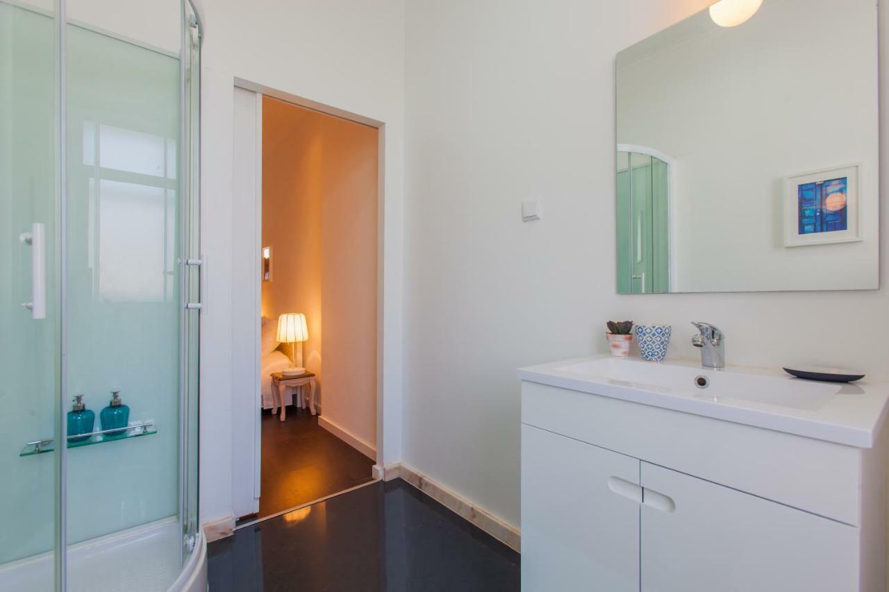 Typical Light Filled Graca Apt W Ac, By Timecooler Lisboa Εξωτερικό φωτογραφία