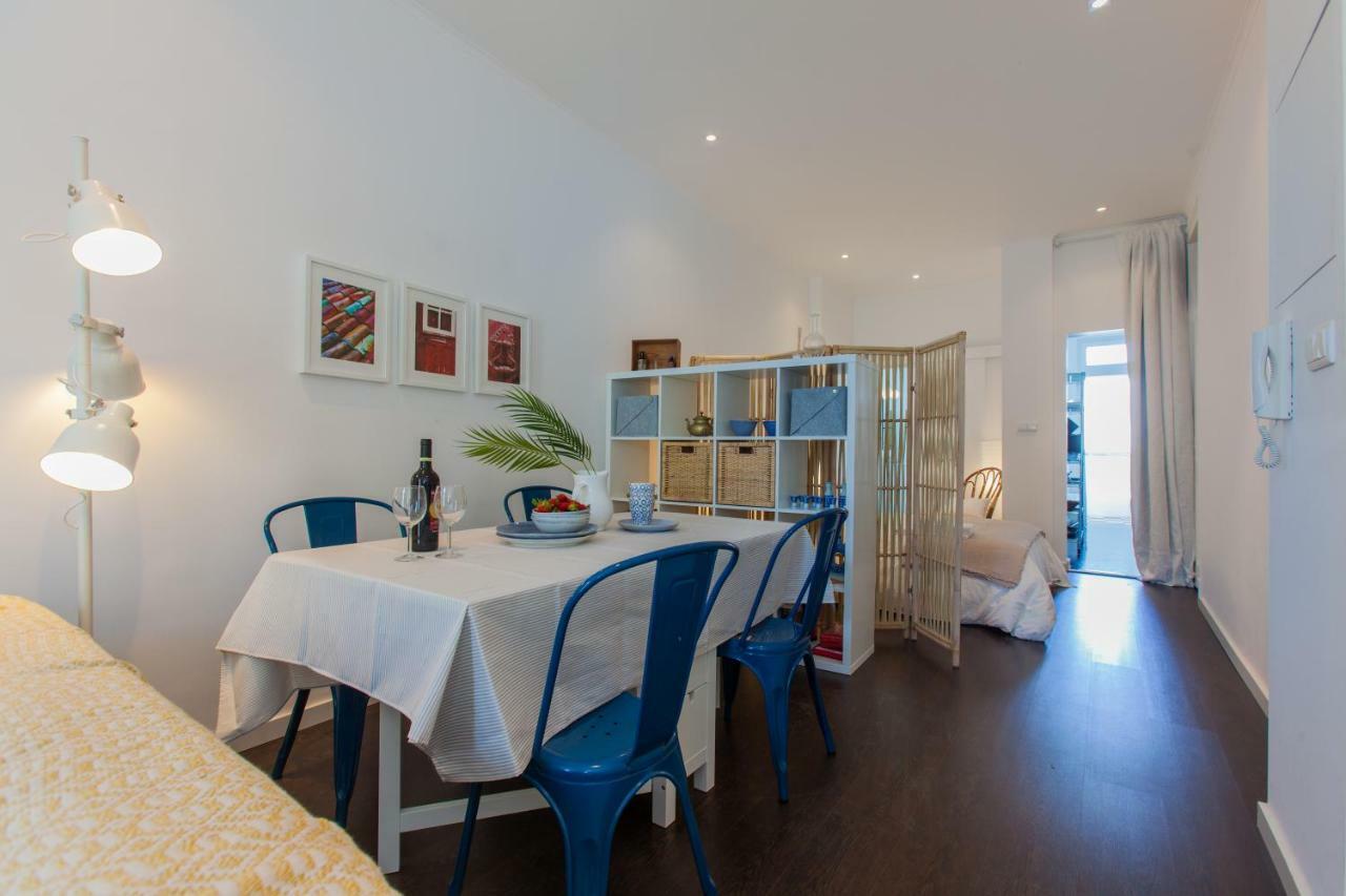 Typical Light Filled Graca Apt W Ac, By Timecooler Lisboa Εξωτερικό φωτογραφία